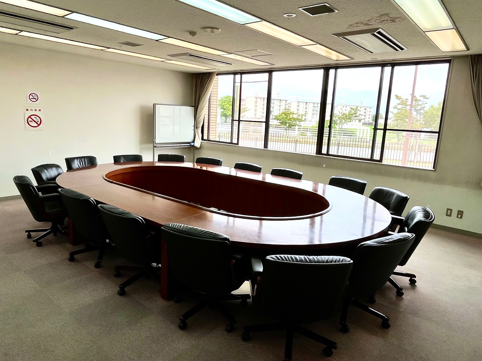 会議室の全景