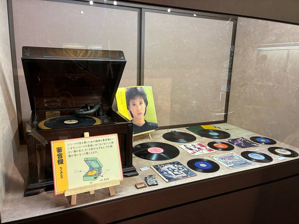 蓄音機・レコード